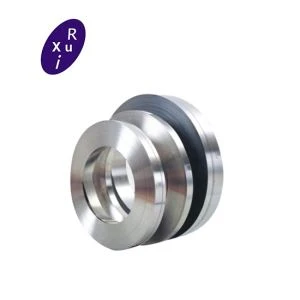 인콜로이 825를 널리 사용하는 산업 분야는 무엇인가요?